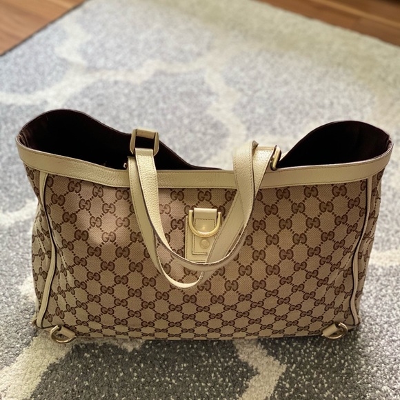 Authentic Gucci vintage Abbey bag. - Picture 9 of 16